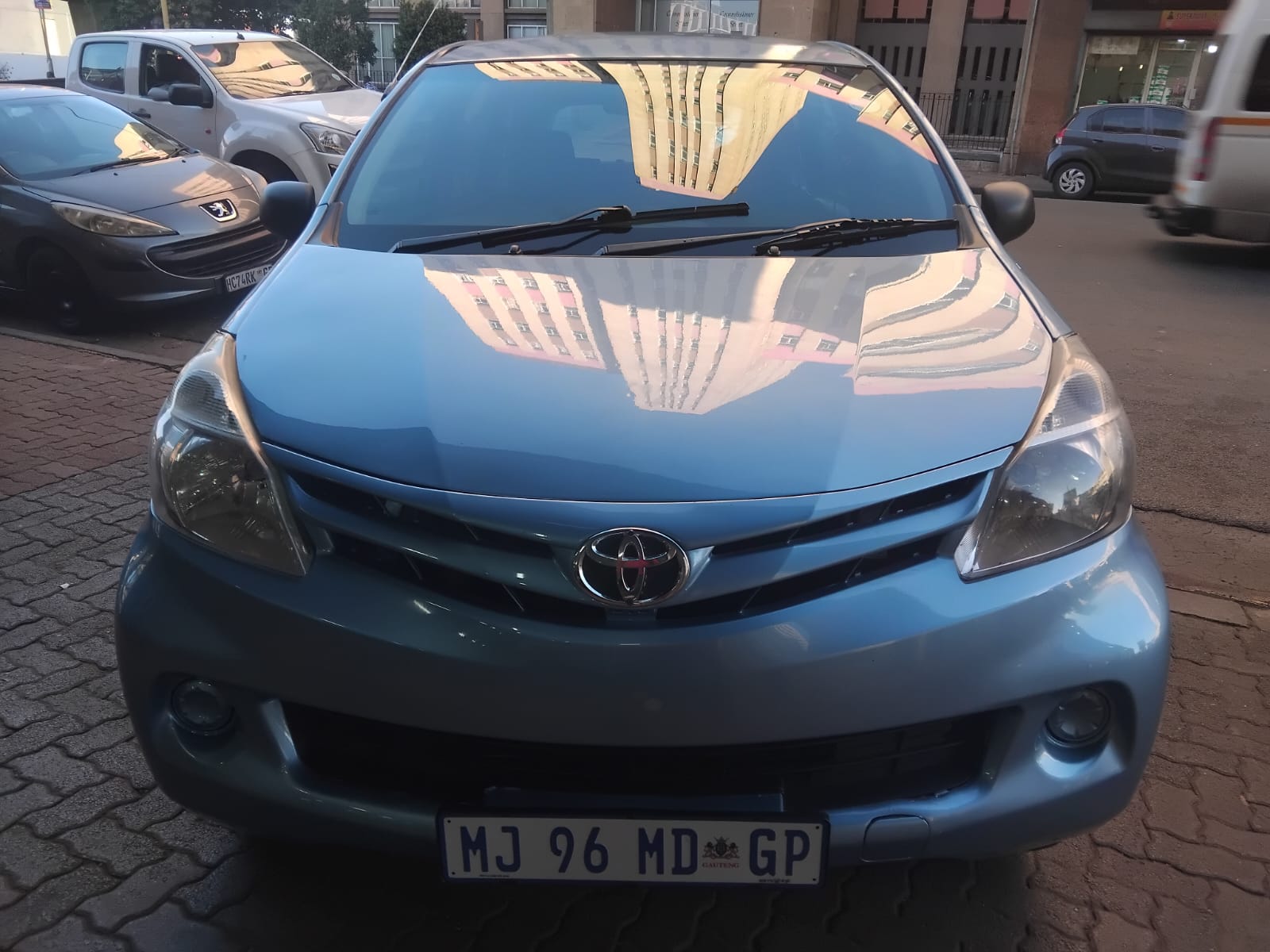 2015 Toyota Avanza - Image 2