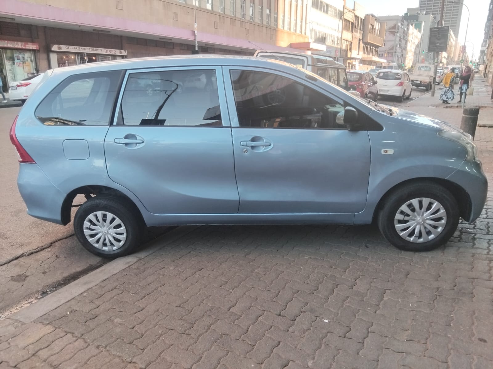 2015 Toyota Avanza - Image 3