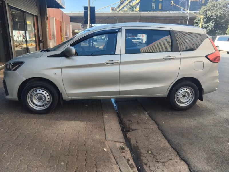 2022 Suzuki Ertiga - Image 2