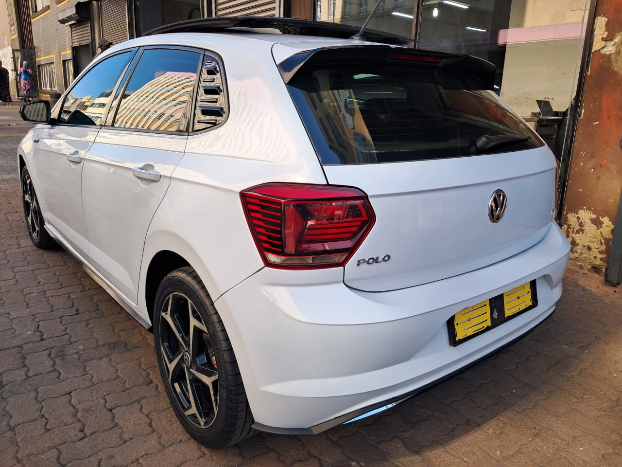 2020 Volkswagen Polo 8 - Image 4